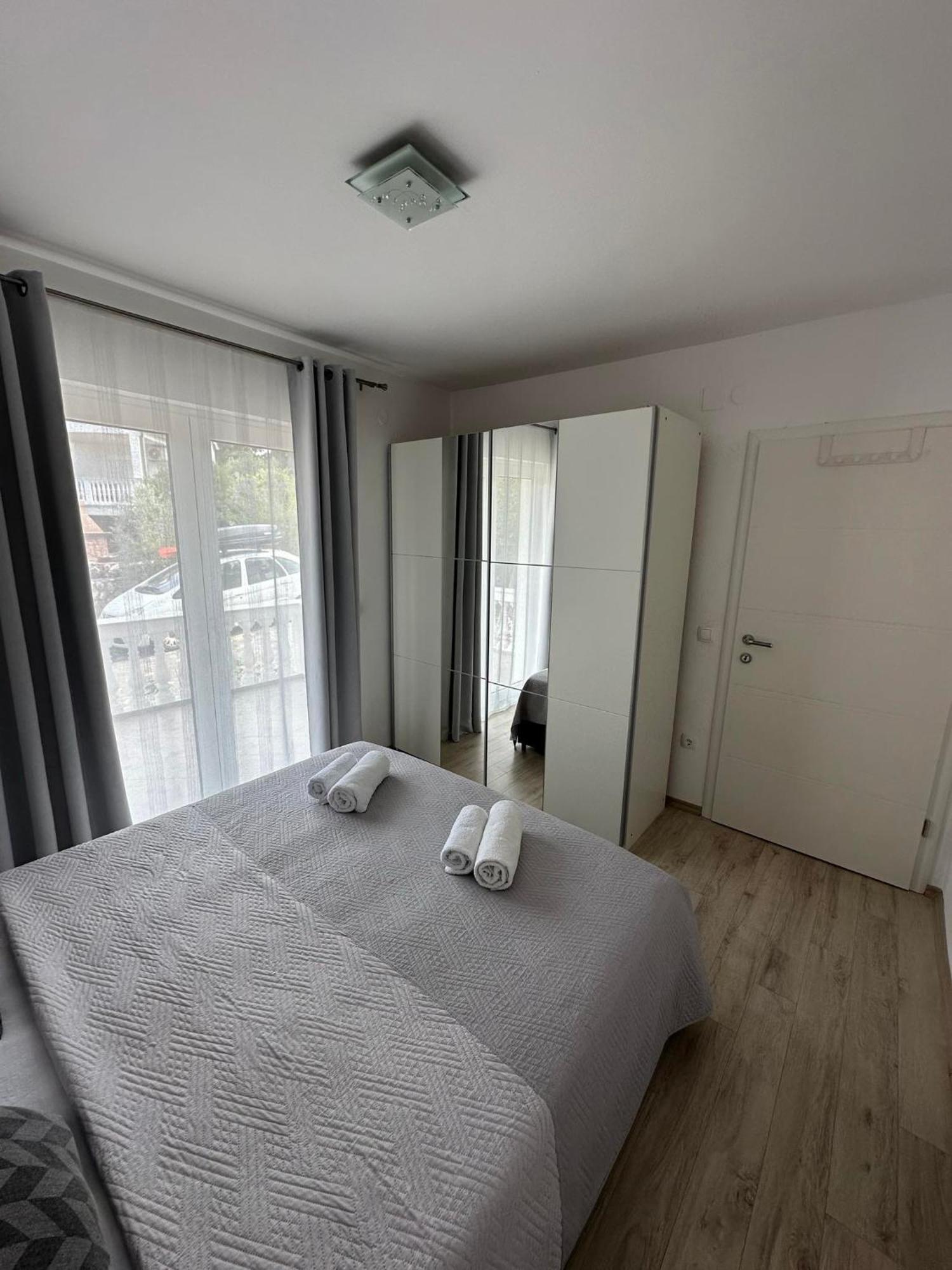 Apartmani Ljubica, Murter Dış mekan fotoğraf