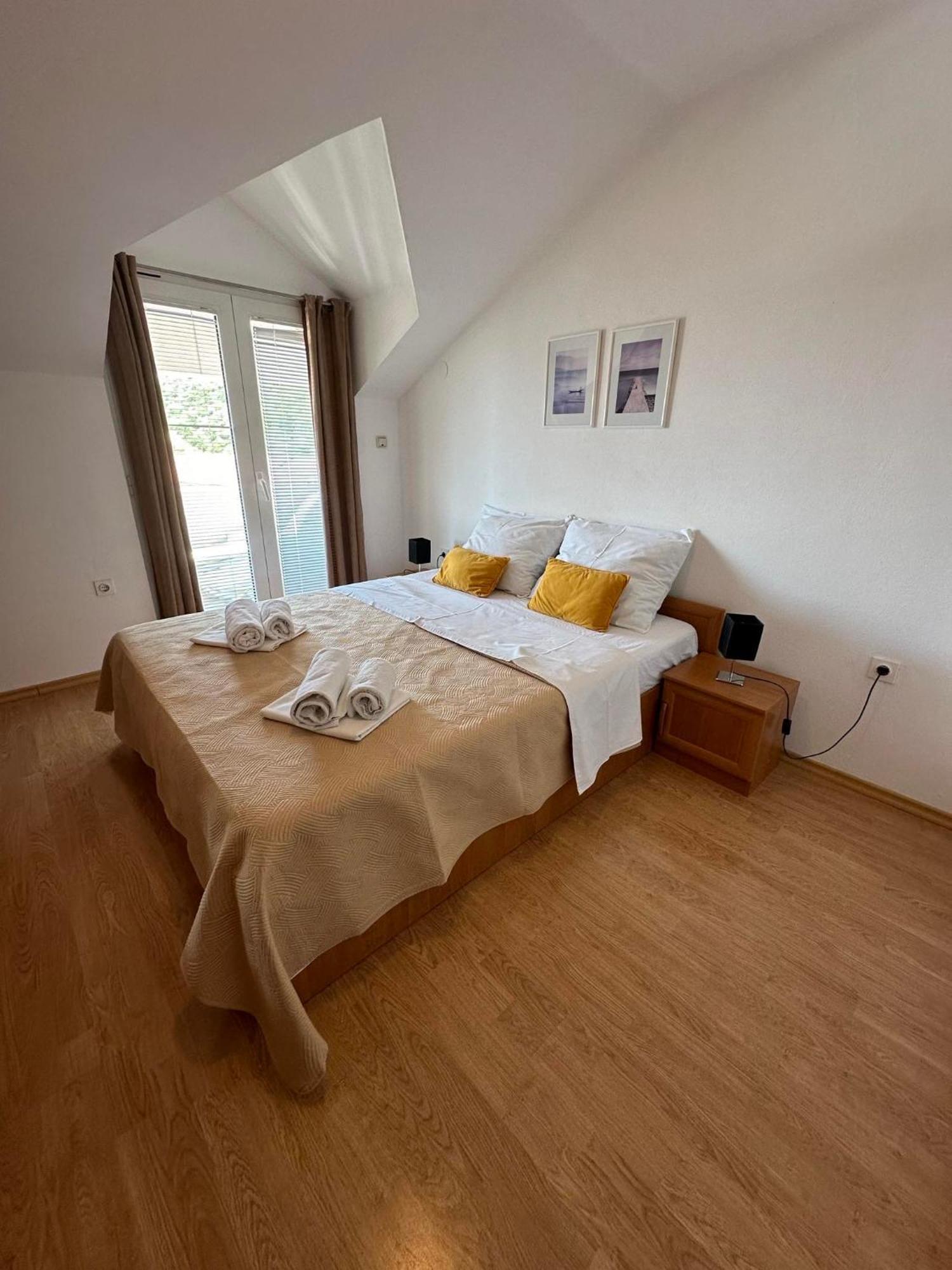 Apartmani Ljubica, Murter Dış mekan fotoğraf