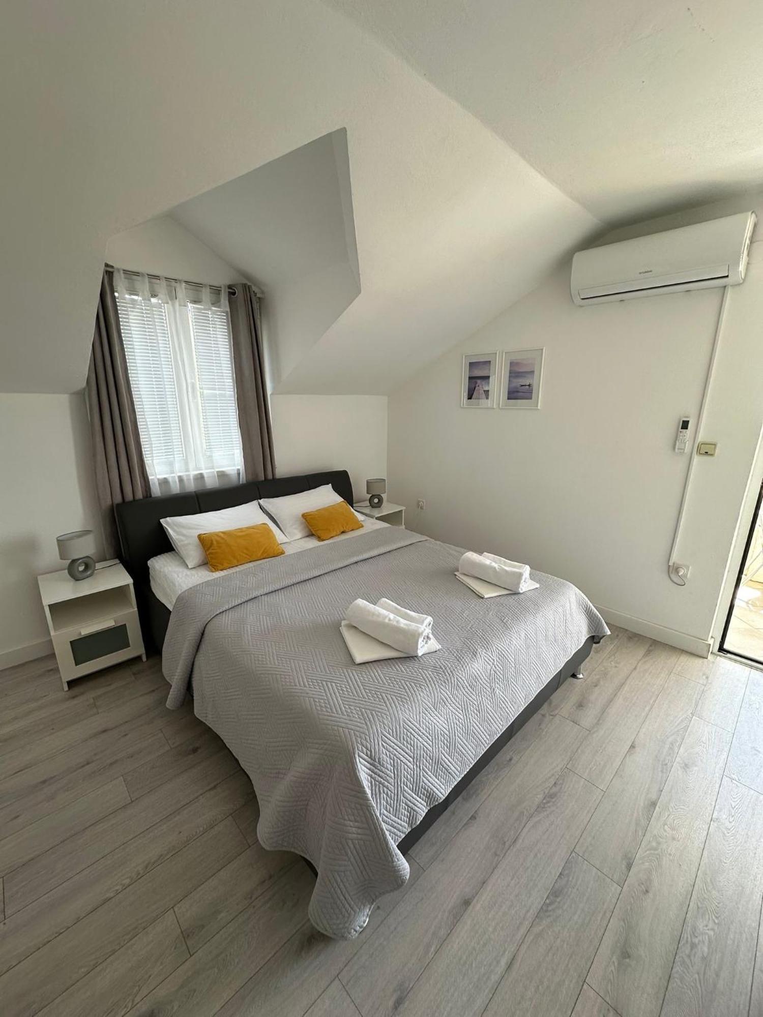 Apartmani Ljubica, Murter Dış mekan fotoğraf